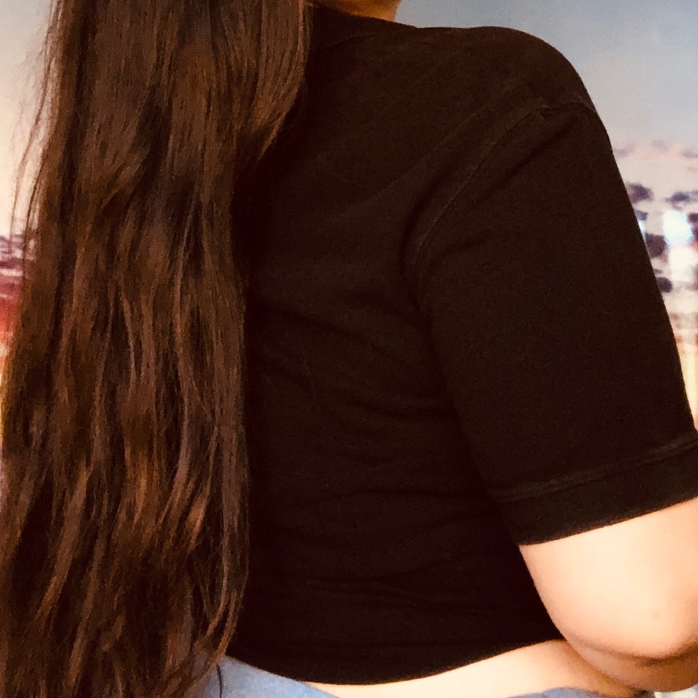 🖤Guess Collared Tee🖤 - Picture 4 of 7